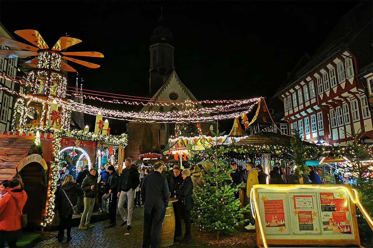 Einbeck Marketing_Weihnachtsdorf_SNS_Weihnachtsgruß 2022