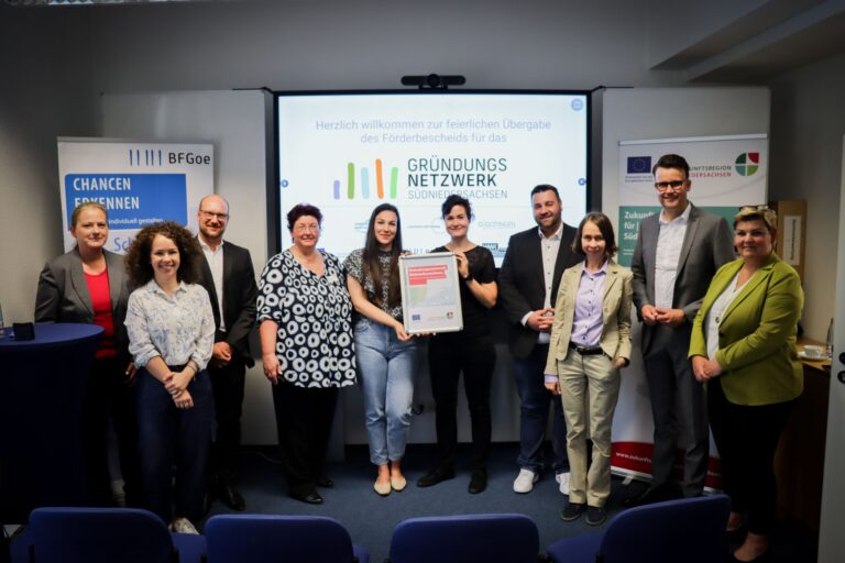 Das Gründungsnetzwerk Südniedersachsen hat am 5. Juni 2024 offiziell den Förderbescheid im Rahmen der Zukunftsregion Südniedersachsen erhalten.