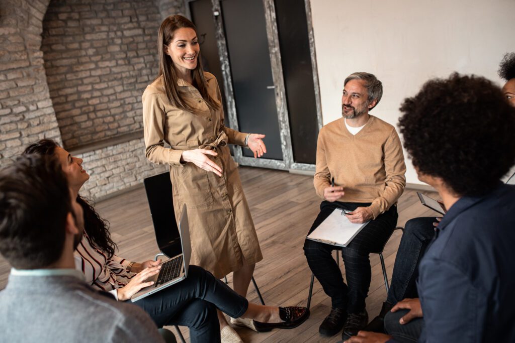 Symbolbild zu TOPAS-Seminar Menschenkenner werden: Begeistern, motivieren und Zusammenarbeit verbessern