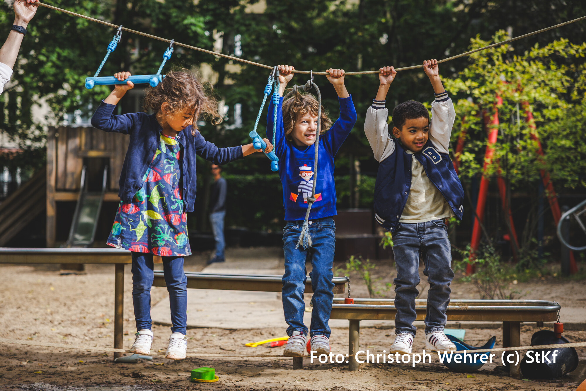 Bewegung_Christoph Wehrer (c) StKf_web Fortbildungen für pädagogische Fach- un Lehrkräfte aus Kita, Hort und Schule: Kinder in Bewegung (Foto: Christoph Wehrer (c) StKf).
