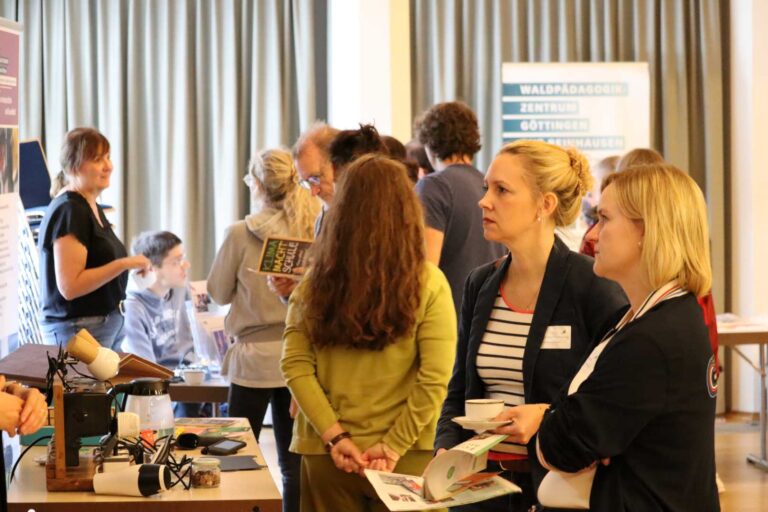 Teilnehmende auf dem MINT:ZE+-Netzwerktreffen, wo Südniedersachsen als MINT-Region vorgestellt wurde.
