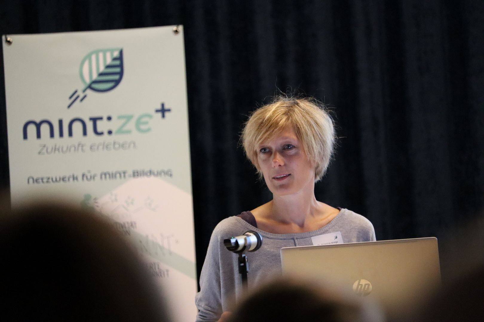 Teilnehmende auf dem MINT:ZE+-Netzwerktreffen, wo Südniedersachsen als MINT-Region vorgestellt wurde.